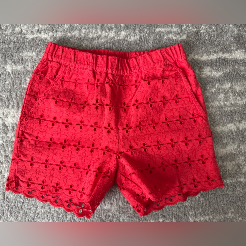 Brand new Hanna Andersson eyelet cotton shorts. Size 5